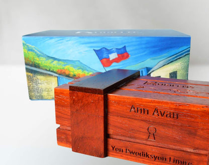 Ann Avan Accessory Set